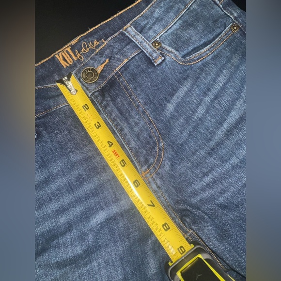 KUT From the Kloth Denim straight leg jeans Size 2 EUC - Picture 9 of 10